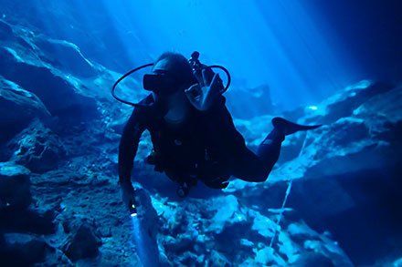 cenote diving with a unique approach in Cenote el eden